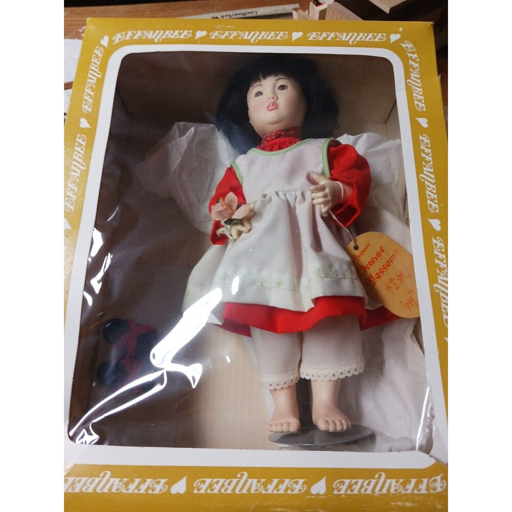 VTG Effanbee Joyce Stafford’s Orange Blossom 7501 Asian Girl w Tag Flower & Box